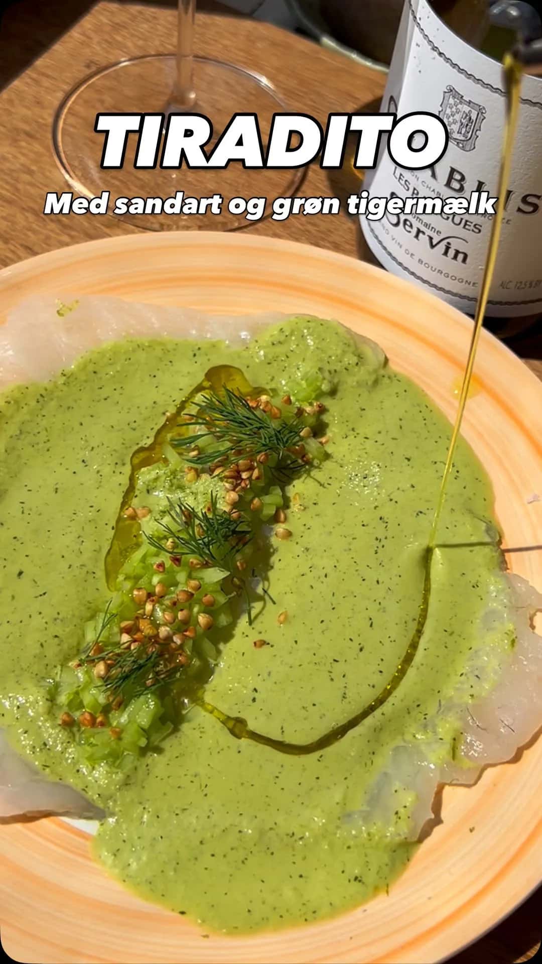 Tiradito med grøn leche de tigre - sommerforretten der får gæsterne til at måbe